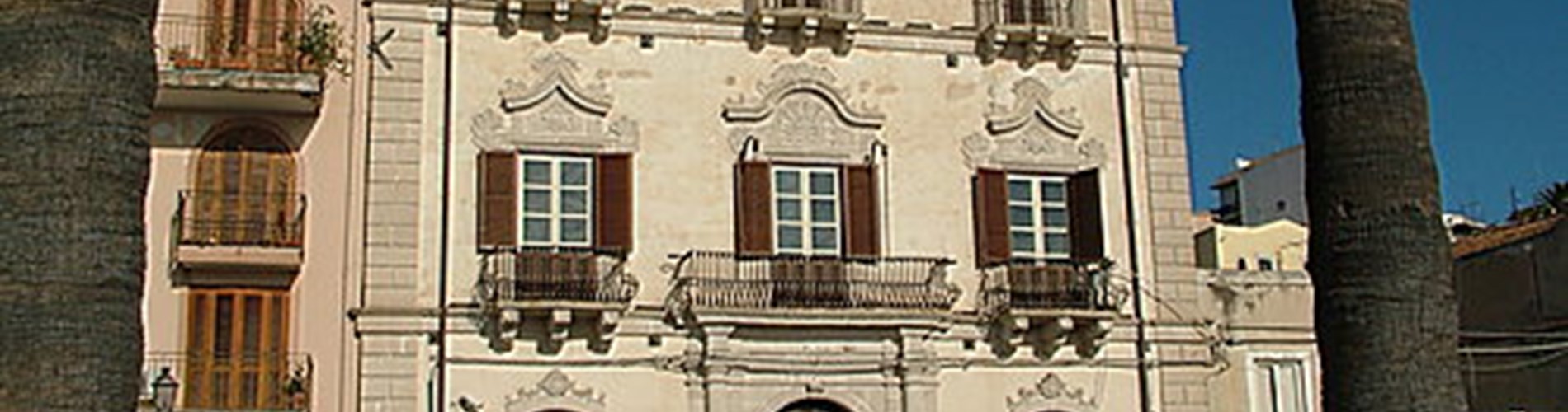 Il Palazzo dei Marchesi D’Amico Il Palazzo dei Marchesi D’Amico
